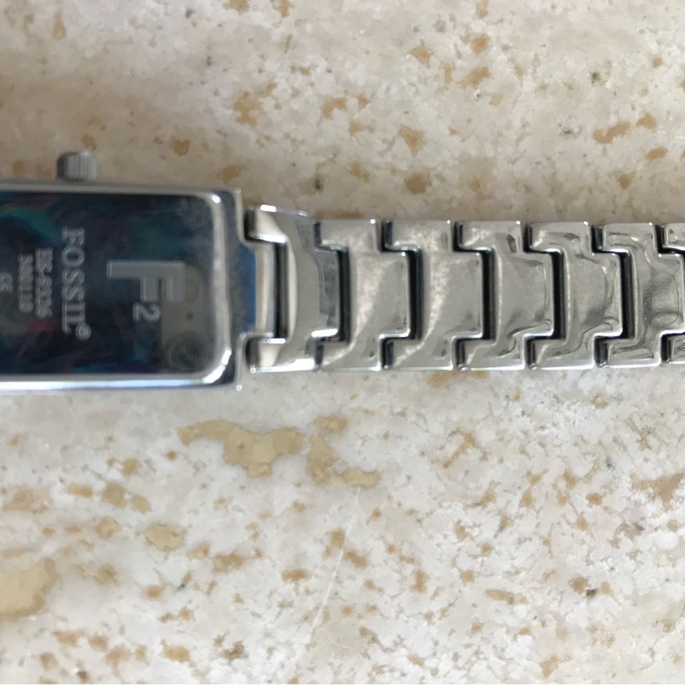 GORGEOUS FOSSIL STAINLESS STEEL WATCH - Picture 3 of 10